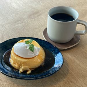 Cafe Tonton Onigiri Kakuni Coffee Pudding